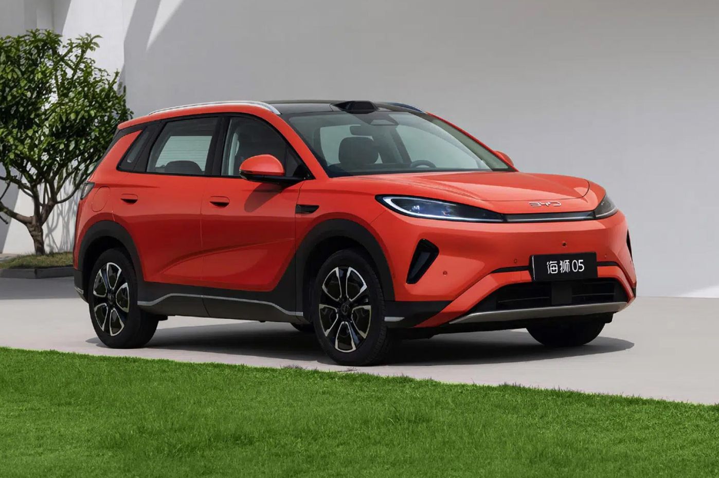 BYD Sealion 05 DM-i: New-generation PHEV triples its electric range