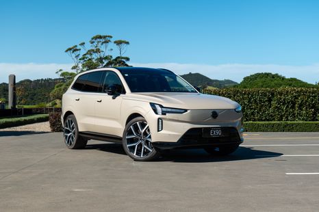 2026 Volvo EX90 review, quick drive
