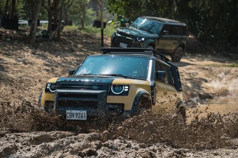2026 Land Rover Defender 110 review, quick drive