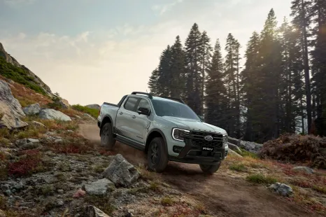 Ford Ranger Hybrid - More spark, zero compromises