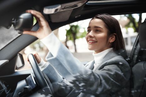 Young Kiwi drivers committing fewer offences, but road toll remains stubbornly high - report
