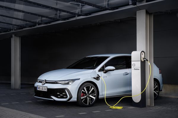 Only 5% of buyers will want a petrol car in 10 years, says VW board member