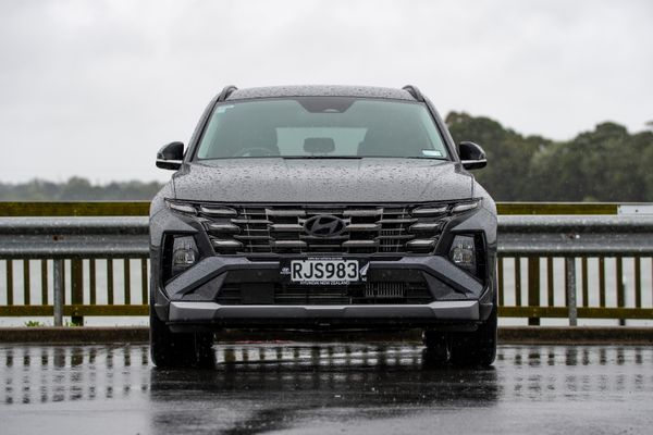 Hyundai recalls Tucson over air bags that are slow to deploy