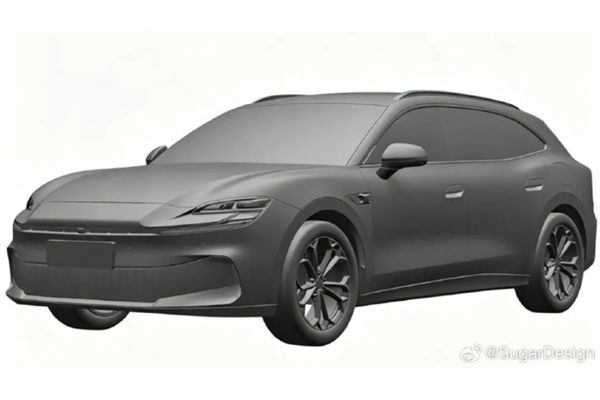 MG 07 electric and PHEV wagon leaked in China