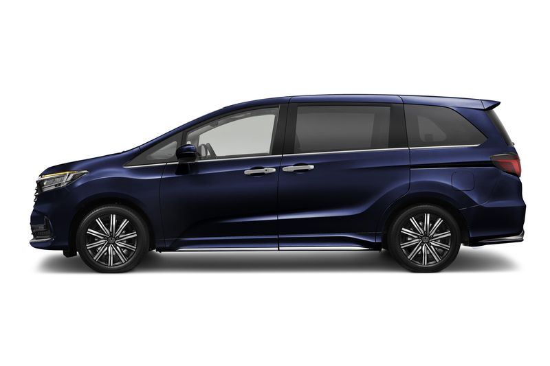 Hero image of a new Honda Odyssey Prices in New Zealand available with CarExpert deals.