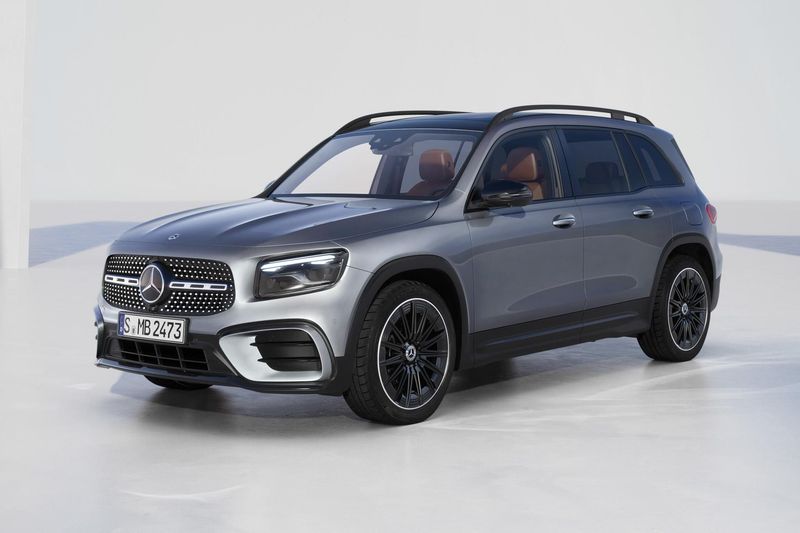 Mercedes-Benz GLB-Class Image