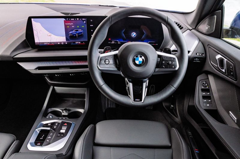 BMW 2 Series Image