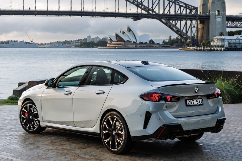BMW 2 Series Image