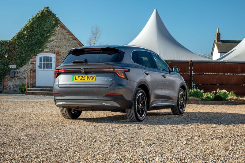 MG S5 EV Image