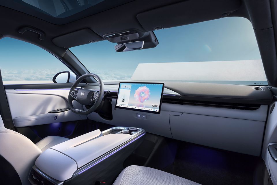 ArcFox T5 interior.