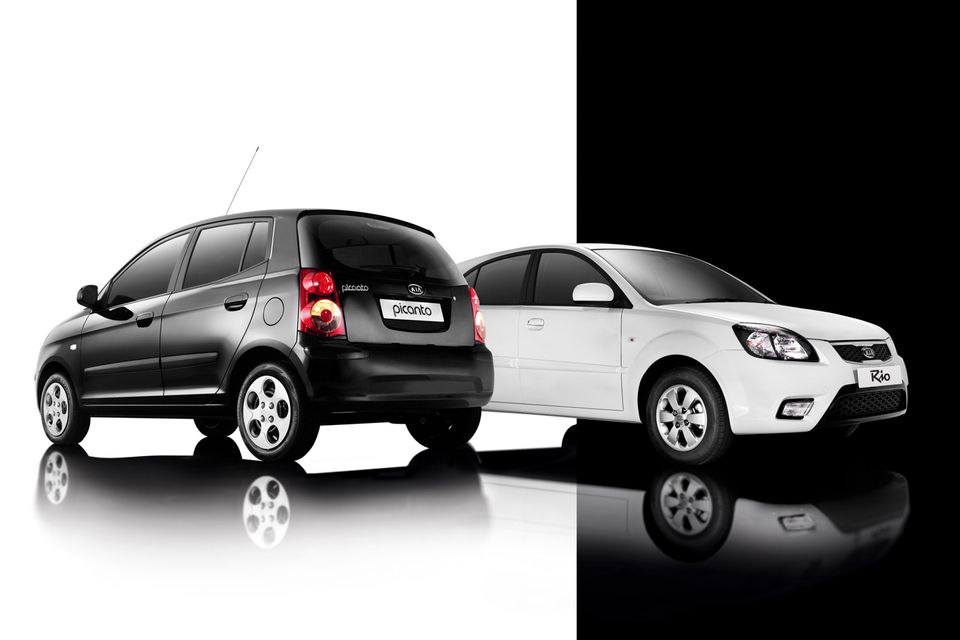 The first-generation Picanto pictured with another departed small car, the Rio.
