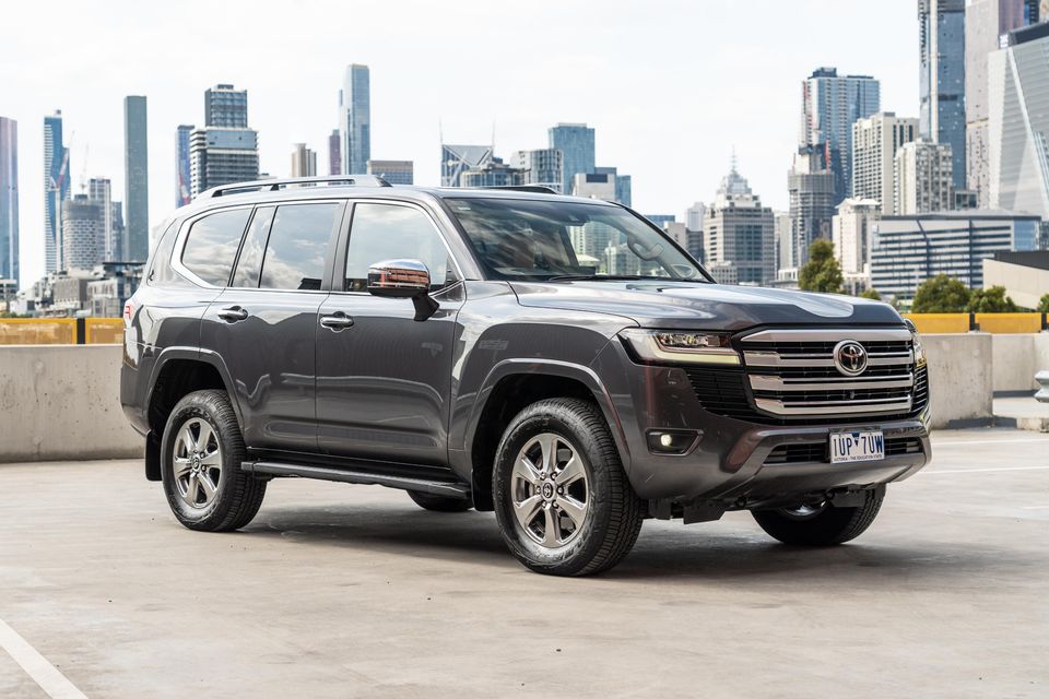 Toyota LandCruiser 300