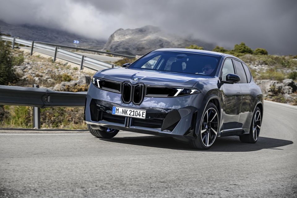 BMW iX3