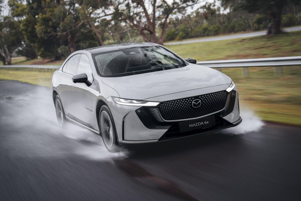 Mazda 6e