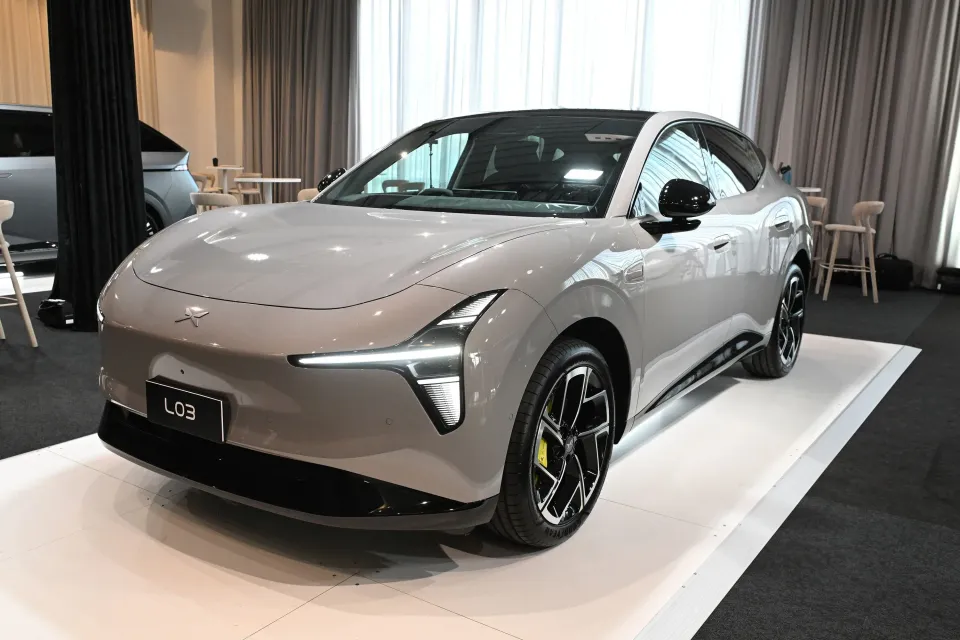 XPeng LO3