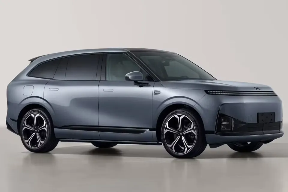 XPeng G9L